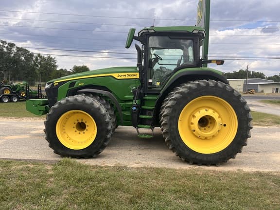 Image of John Deere 8R 340 equipment image 4