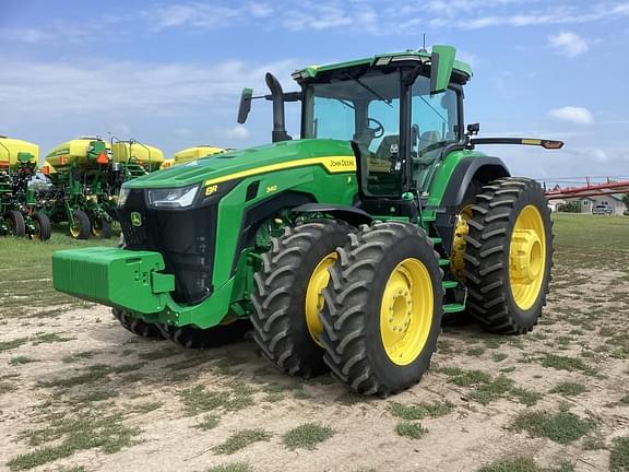 Image of John Deere 8R 340 equipment image 2