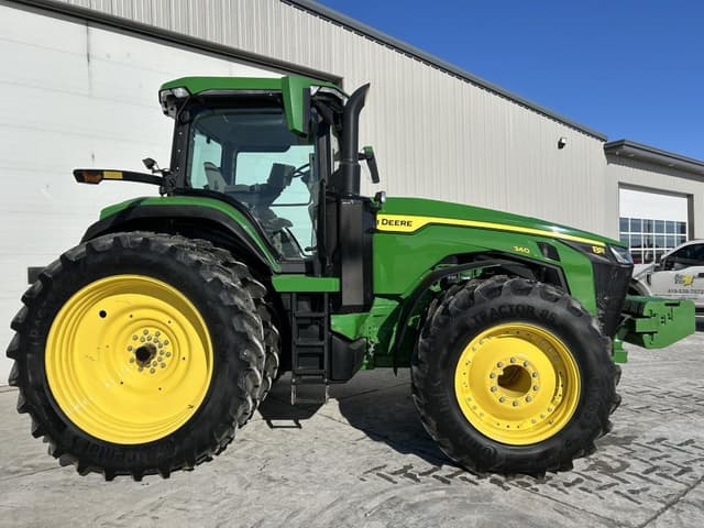 Image of John Deere 8R 340 equipment image 3