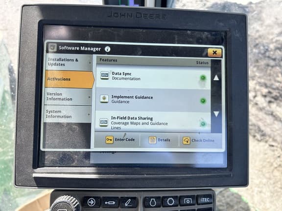 Image of John Deere 8R 340 equipment image 2