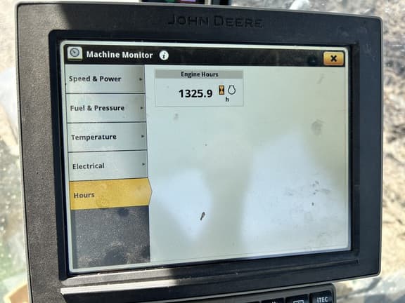 Image of John Deere 8R 340 equipment image 4