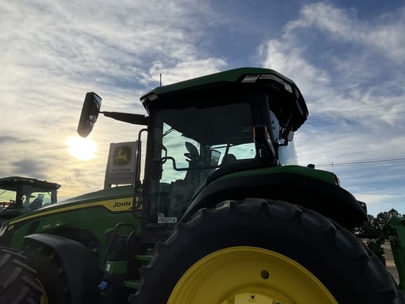 Image of John Deere 8R 340 equipment image 2