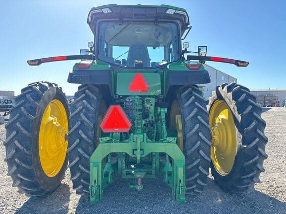 Image of John Deere 8R 340 equipment image 3