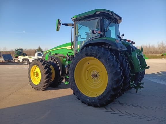 Image of John Deere 8R 340 equipment image 3