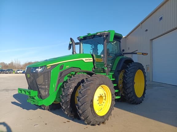 Image of John Deere 8R 340 equipment image 4