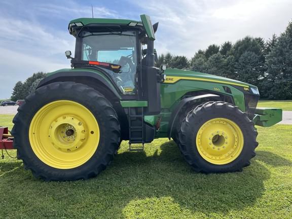 Image of John Deere 8R 340 equipment image 2