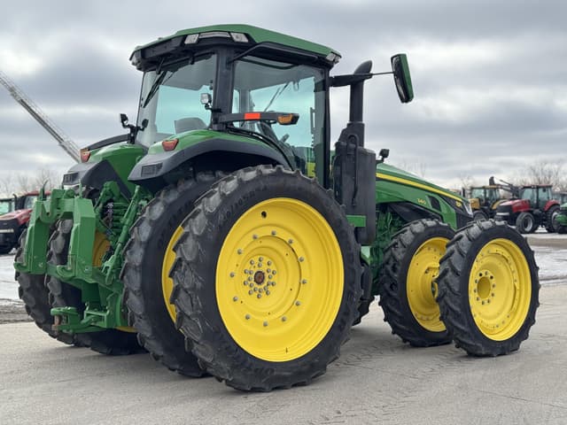 Image of John Deere 8R 340 equipment image 3