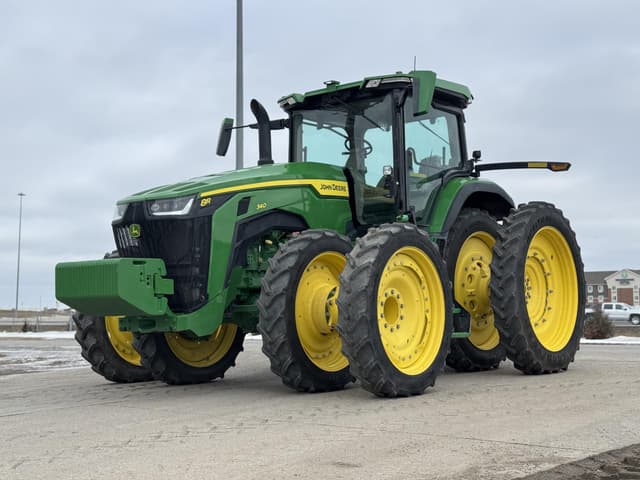 Image of John Deere 8R 340 equipment image 4