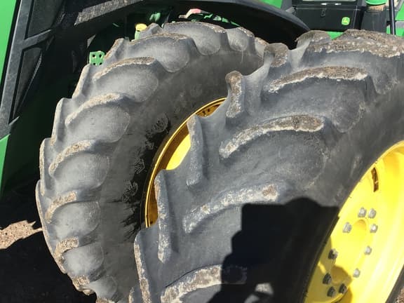 Image of John Deere 8R 340 equipment image 1