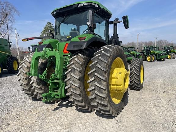 Image of John Deere 8R 340 equipment image 3