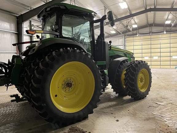 Image of John Deere 8R 340 equipment image 4