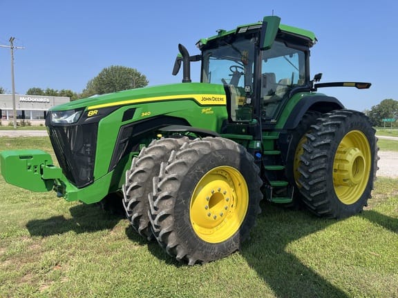 2023 John Deere 8R 340 Equipment Image0