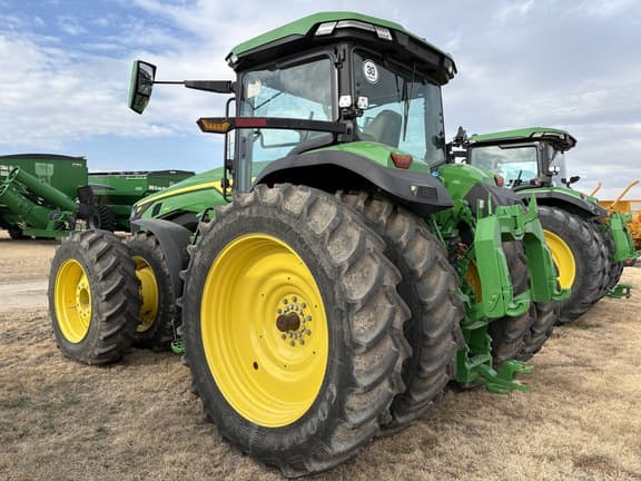 Image of John Deere 8R 340 equipment image 2