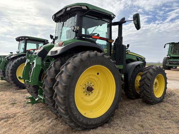 Image of John Deere 8R 340 equipment image 3