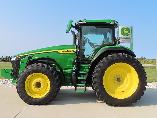 Image of John Deere 8R 340 equipment image 1