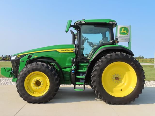 Image of John Deere 8R 340 equipment image 1