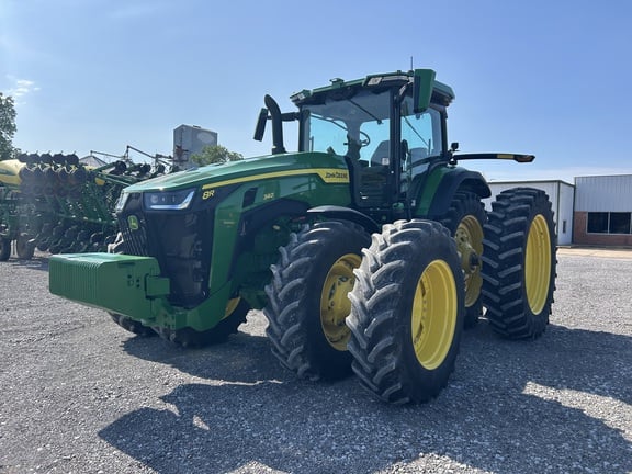 2023 John Deere 8R 340 Equipment Image0