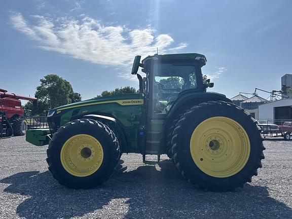 Image of John Deere 8R 340 equipment image 2