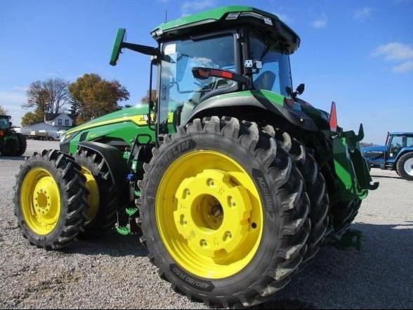 Image of John Deere 8R 340 equipment image 4