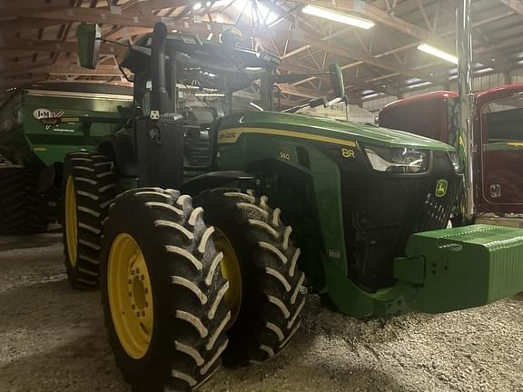 Image of John Deere 8R 340 equipment image 2