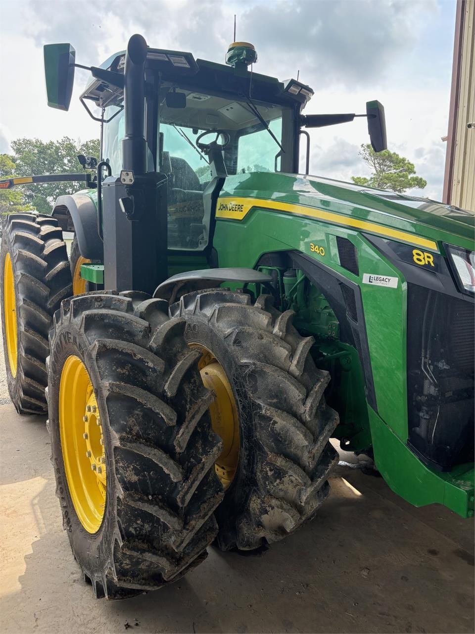 2023 John Deere 8R 340 Equipment Image0