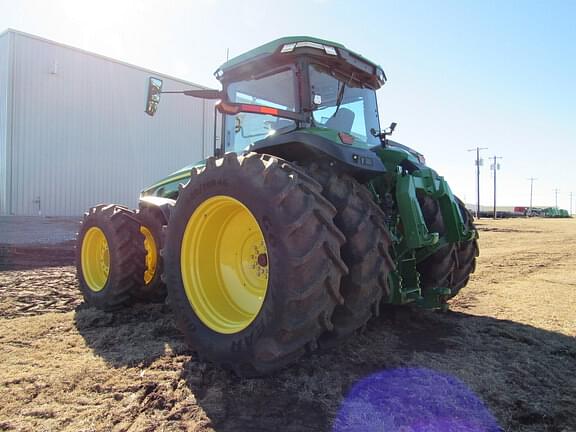 Image of John Deere 8R 340 equipment image 2