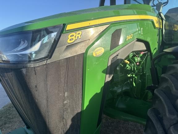 Image of John Deere 8R 340 equipment image 4