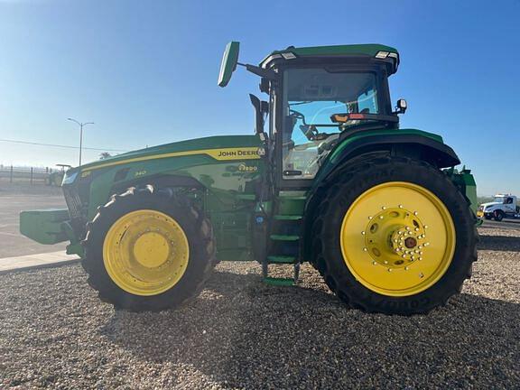 Image of John Deere 8R 340 equipment image 1