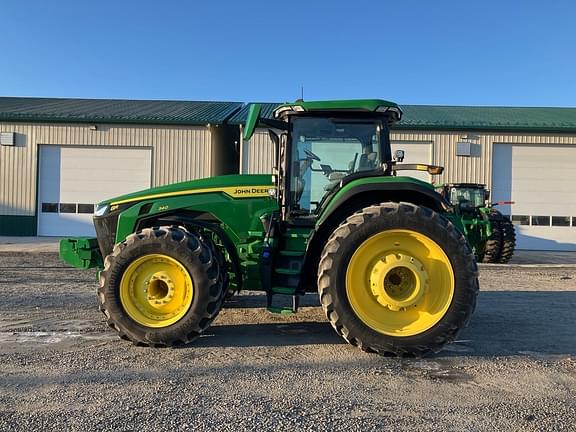 Image of John Deere 8R 340 equipment image 1