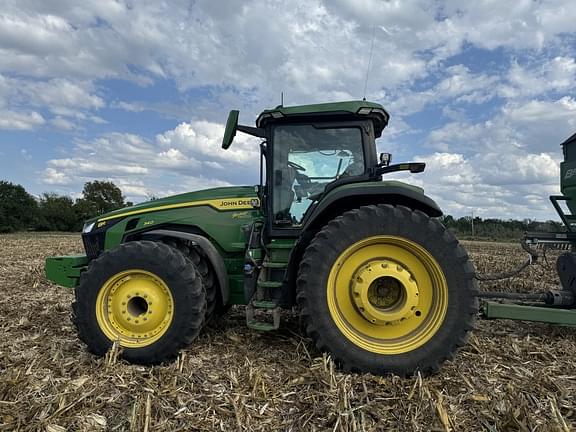 Image of John Deere 8R 340 Primary image