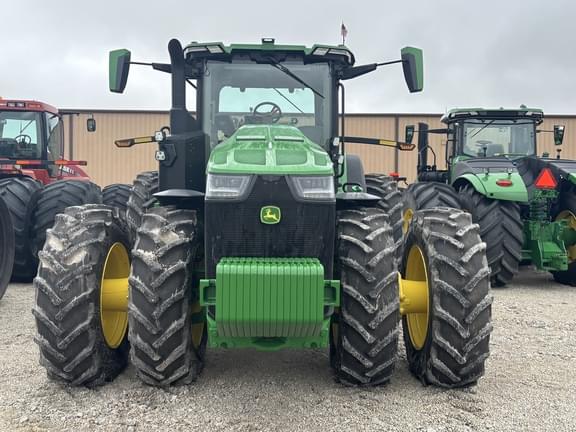 Image of John Deere 8R 340 equipment image 2