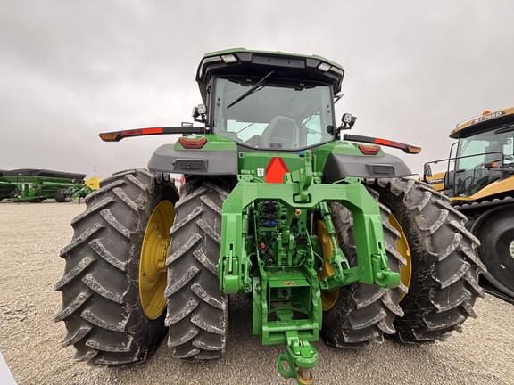 Image of John Deere 8R 340 equipment image 4