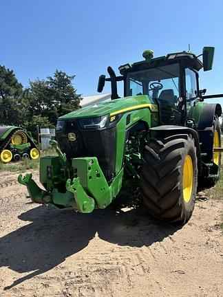 Image of John Deere 8R 340 equipment image 1