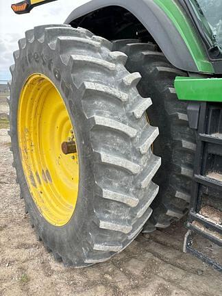 Image of John Deere 8R 340 equipment image 2