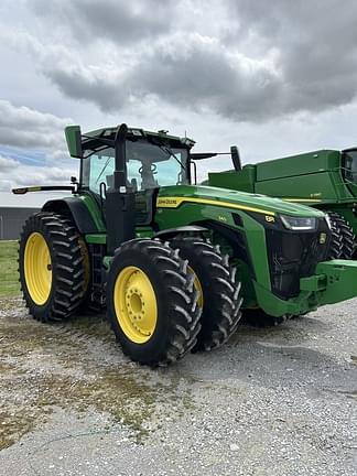 Image of John Deere 8R 340 equipment image 2
