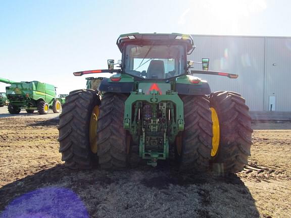 Image of John Deere 8R 340 equipment image 3