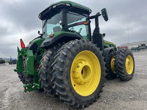 Image of John Deere 8R 340 equipment image 3