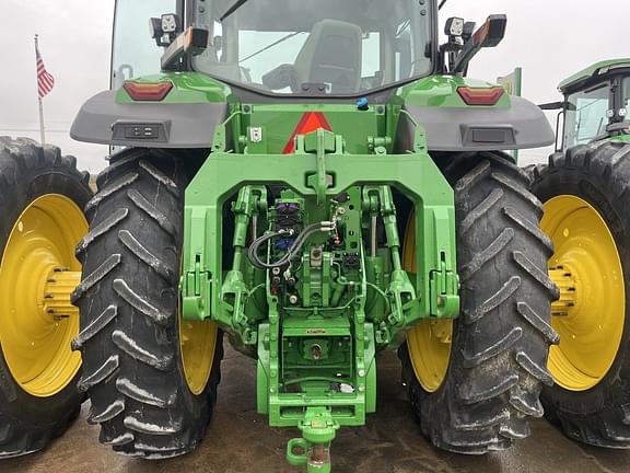 Image of John Deere 8R 340 equipment image 3