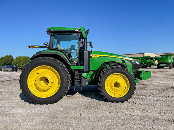 Image of John Deere 8R 340 equipment image 3