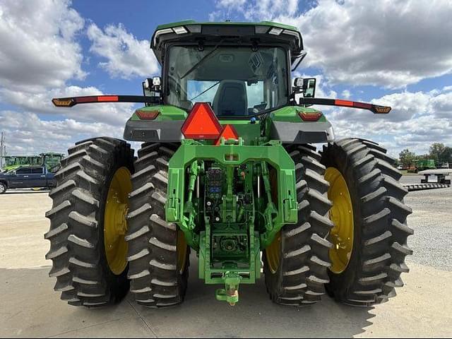 Image of John Deere 8R 340 equipment image 4