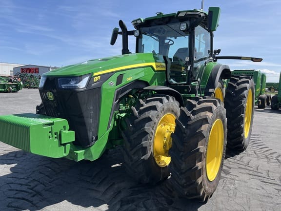 Main image John Deere 8R 340