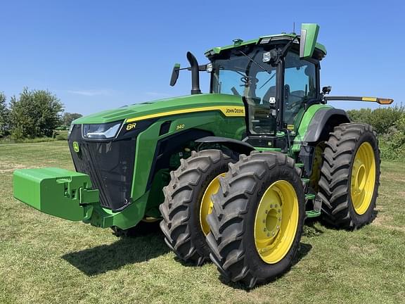 Image of John Deere 8R 340 Primary image