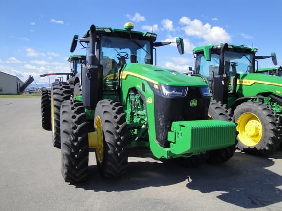 Image of John Deere 8R 340 equipment image 2
