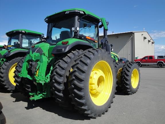 Image of John Deere 8R 340 equipment image 4