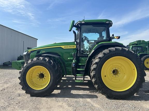 Image of John Deere 8R 340 equipment image 3