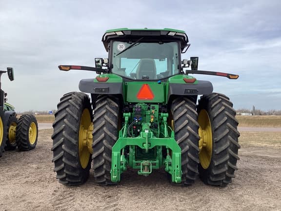 Image of John Deere 8R 340 equipment image 4