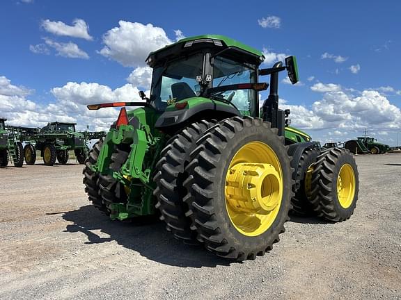 Image of John Deere 8R 340 equipment image 4