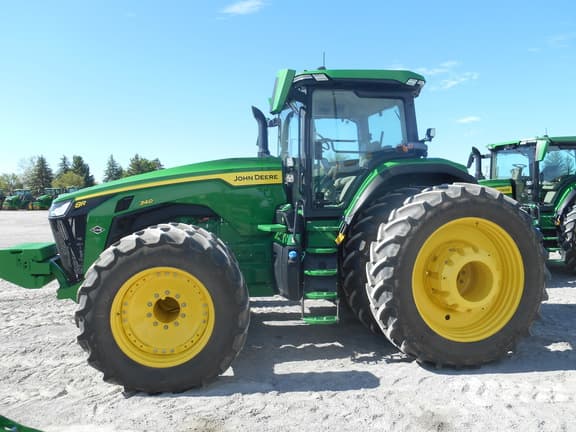 Image of John Deere 8R 340 equipment image 1