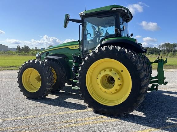 Image of John Deere 8R 340 equipment image 3