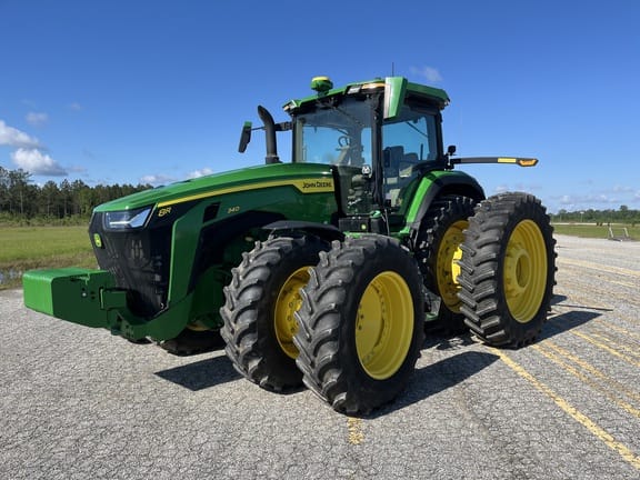 2023 John Deere 8R 340 Equipment Image0